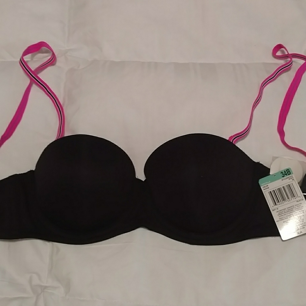 ❇️NWT❇️ Black push up bra w/extra straps