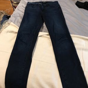 J brand skinny leg aurora size 28