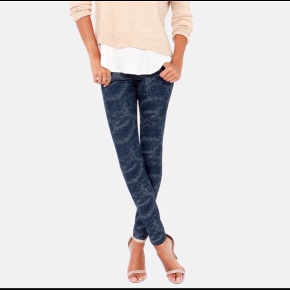 Lulus Denim - Lulu’s Black Swan Jagger Jacquard Skinny Jeans 25