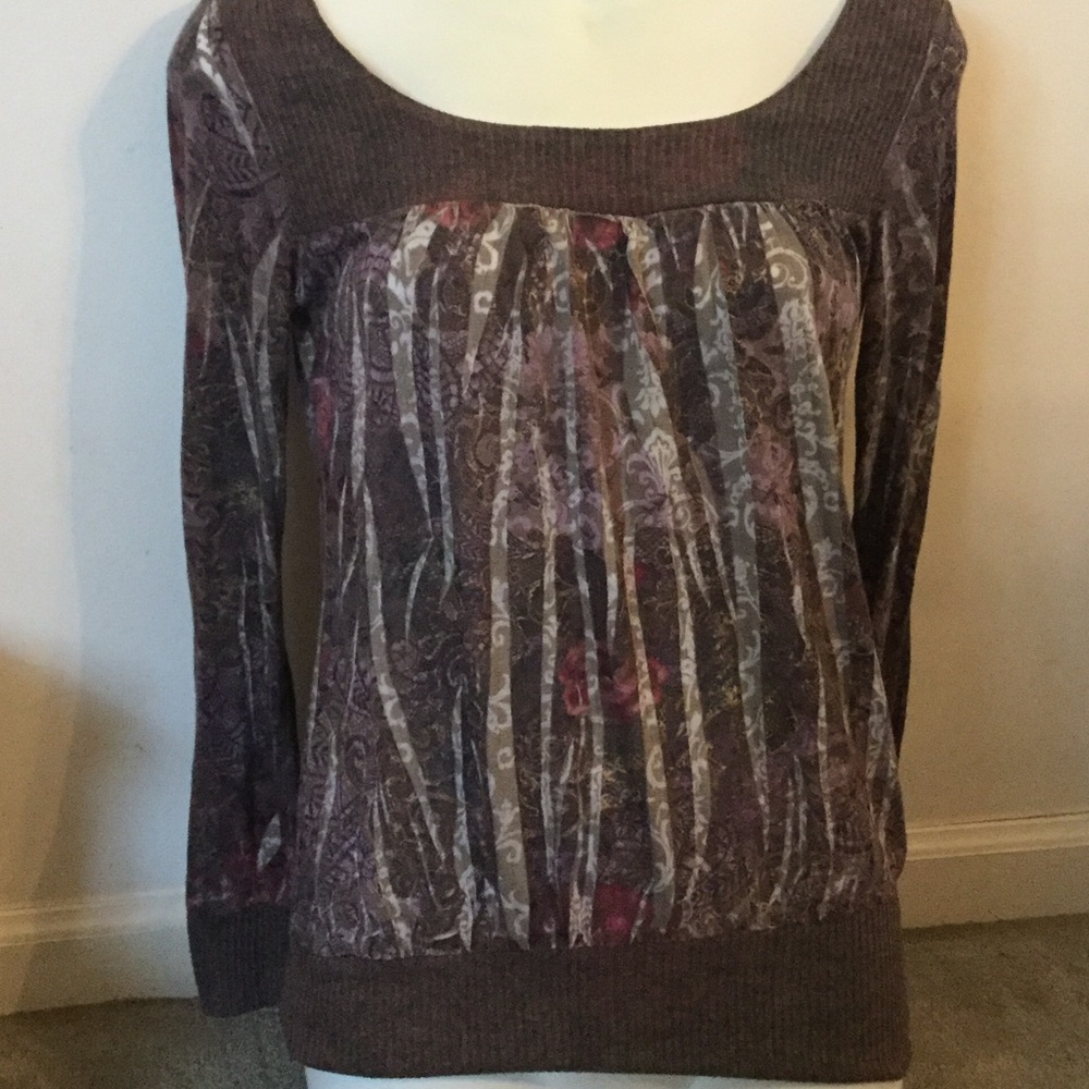 FOREVER 21  MULTI PATTERN SHIRT. SIZE SMALL