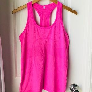 Size 8 Lululemon Tank NWOT.