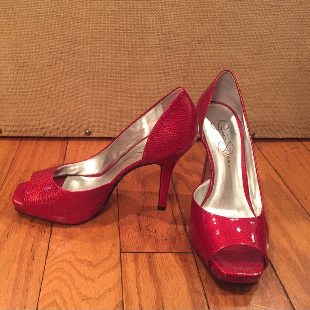 Sexy And confortable red shoes.