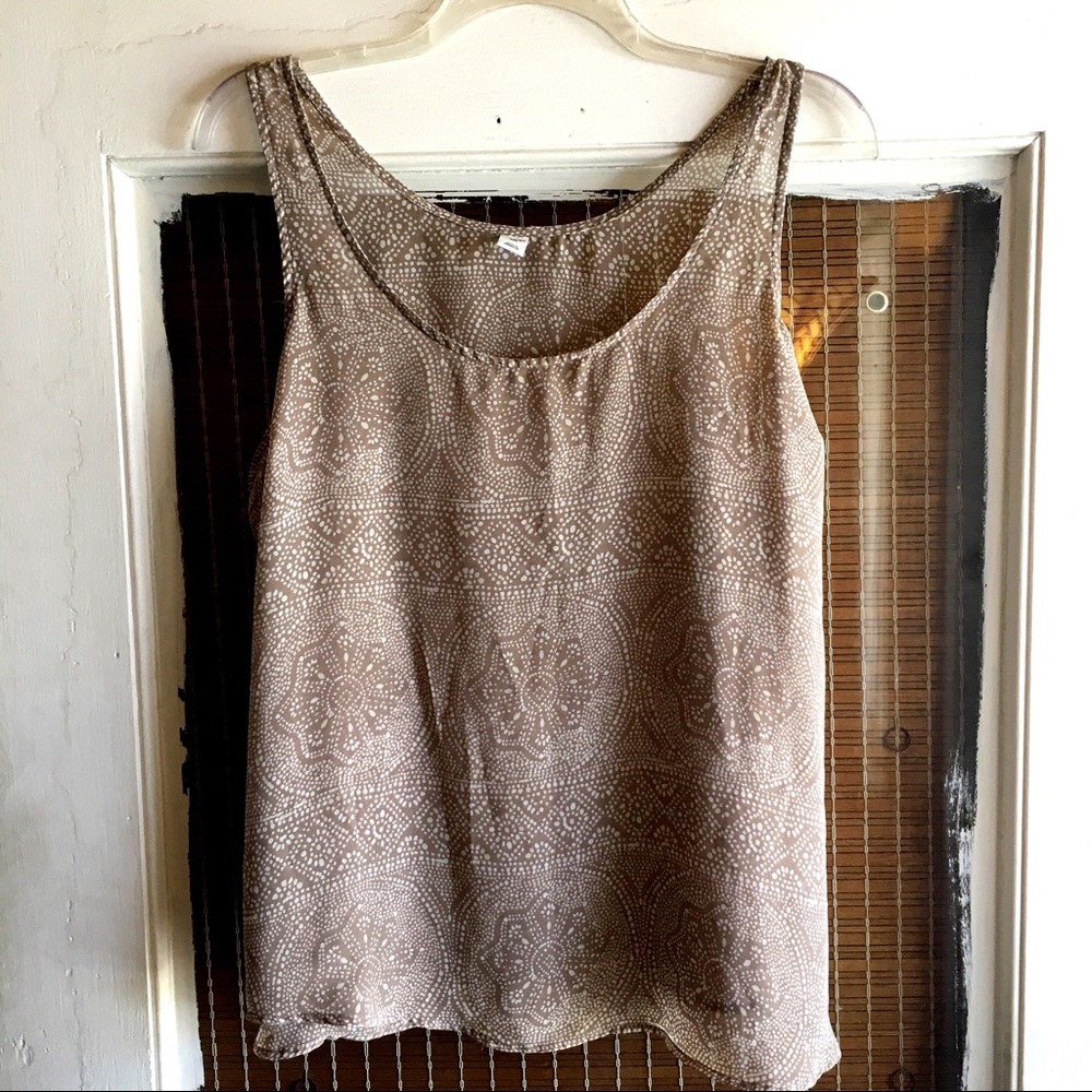 Tan and white Old Navy flowy tank