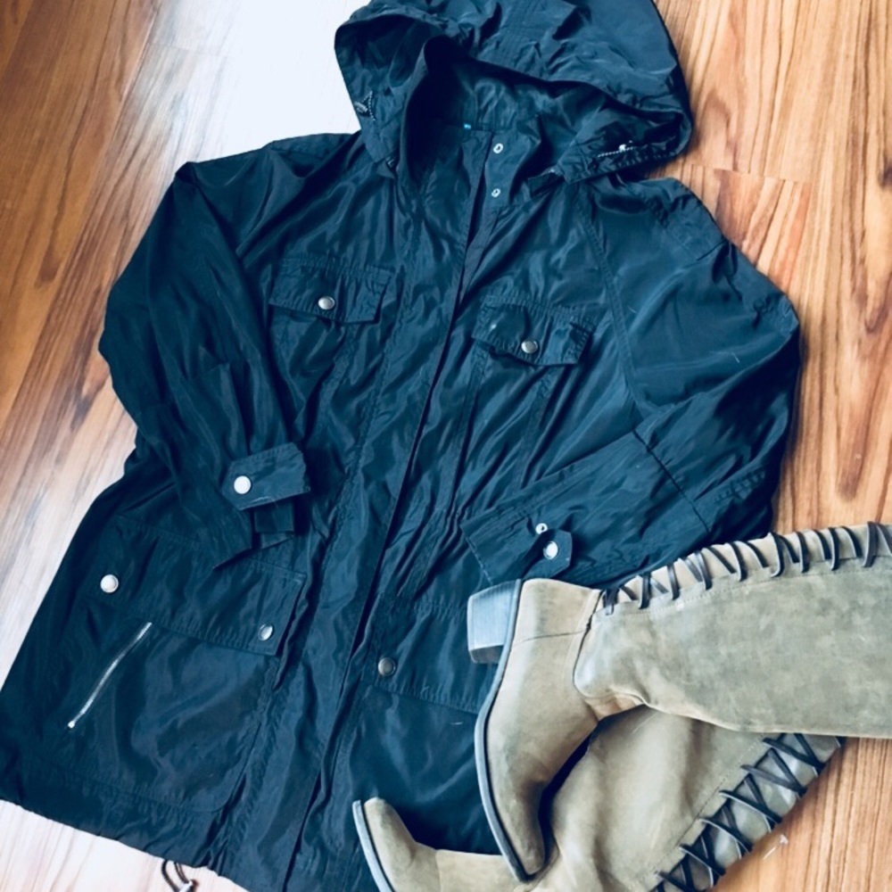 Women’s Rain Jacket By a.n.a