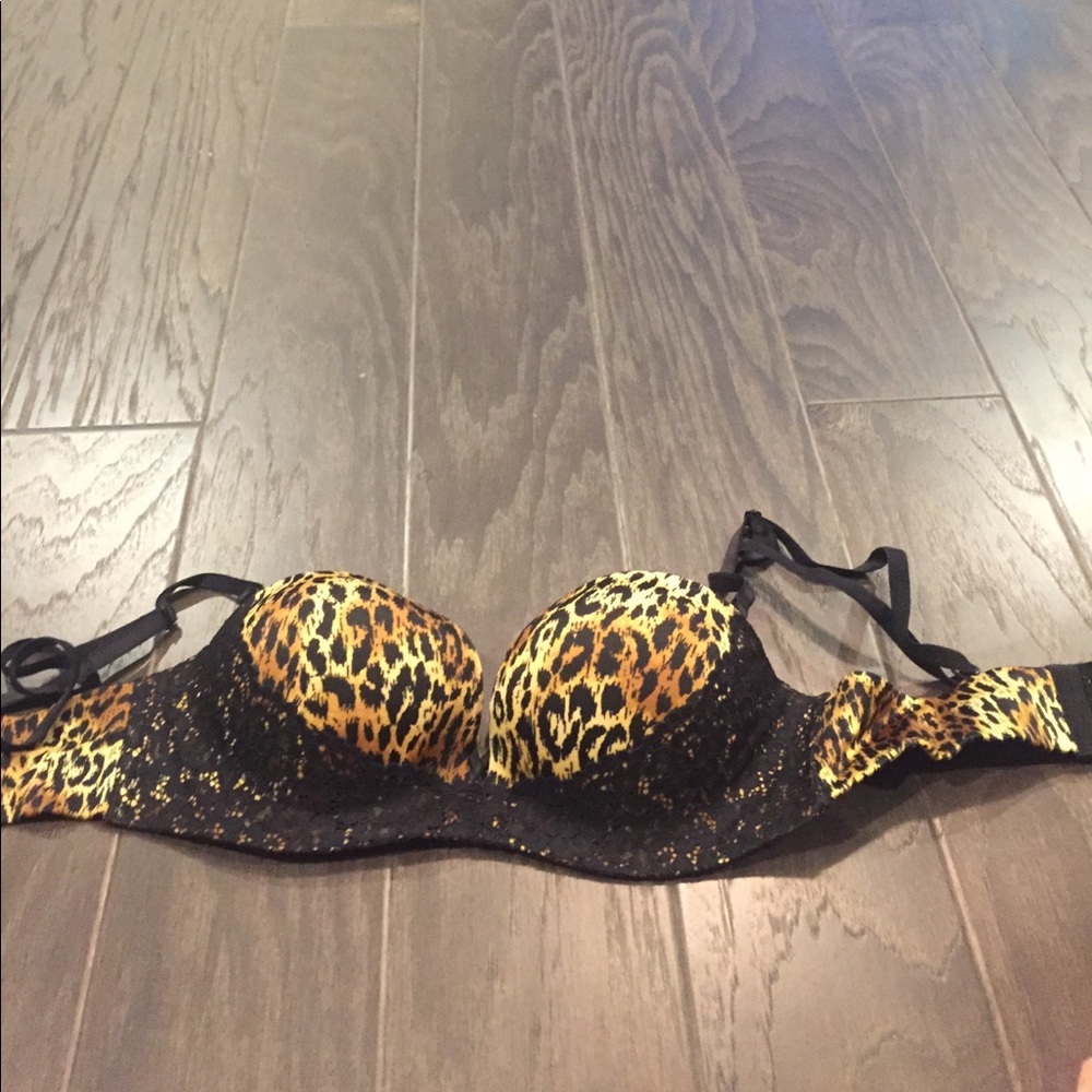 Victoria's Secret padded strapless bra