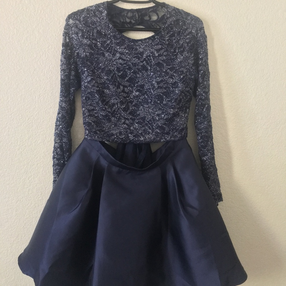 Two Piece Formal Dress - Picture 4 of 8