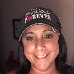 Meet your Posher, Elyse