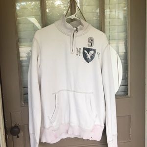 Men's American Eagle sweater with pockets.