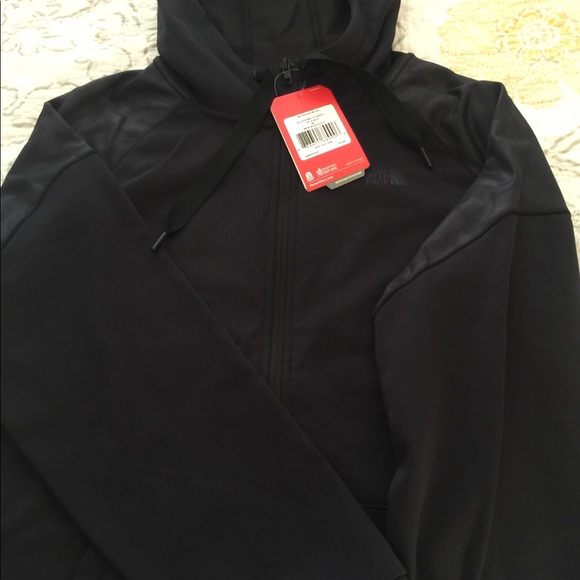 The North Face Hoodie - Picture 4 of 7