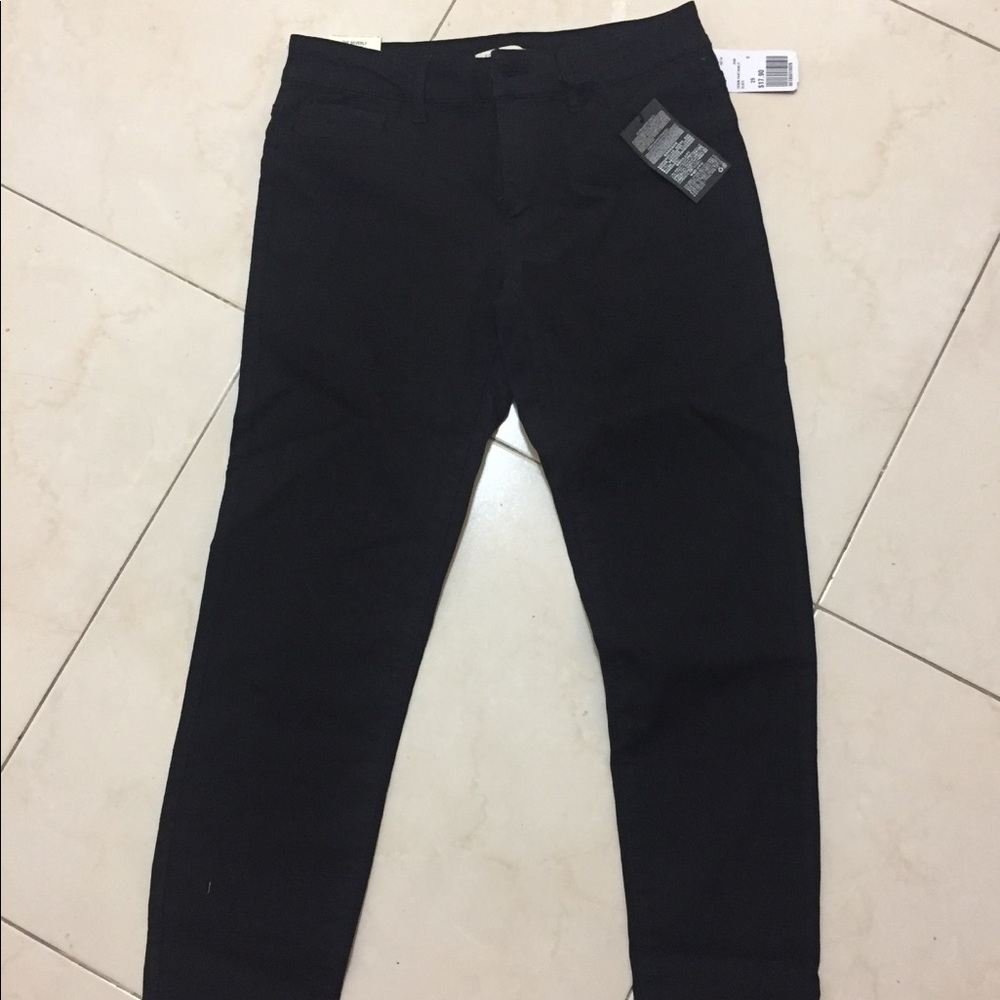 Forever 21 black ankle jeans