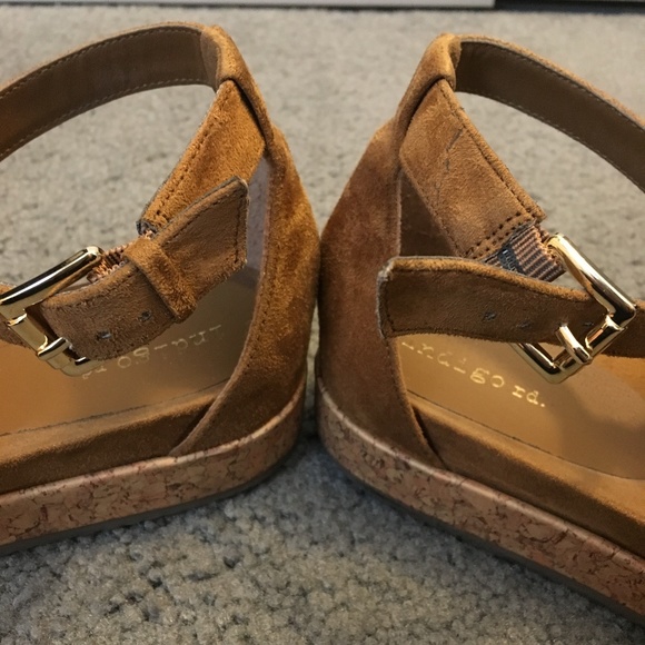 Tasseled Sandal with Cork Bottom - Picture 3 of 3