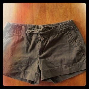 Gap brown shorts
