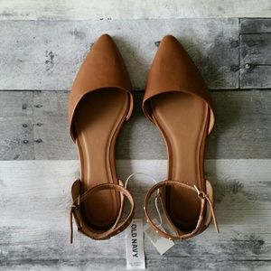 NWT Old Navy Faux Leather Ankle Strap Flats in Tan