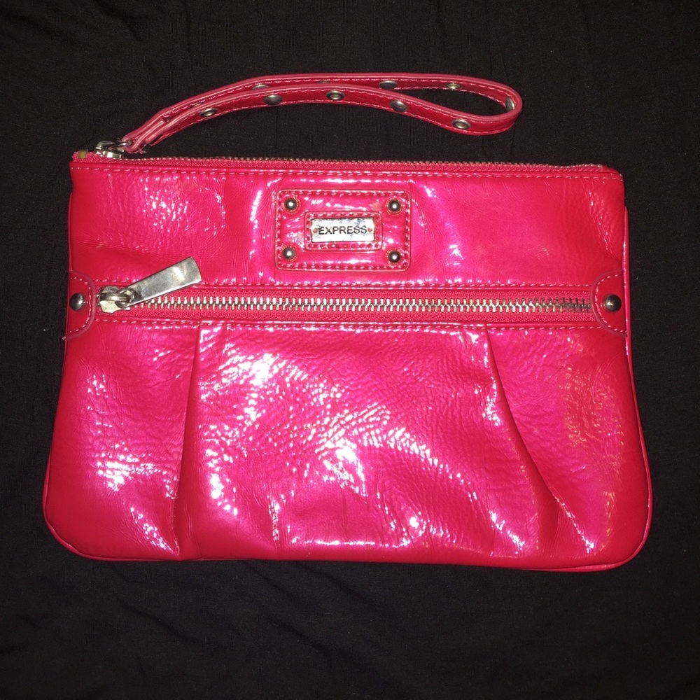 Express Wristlet - Picture 5 of 8