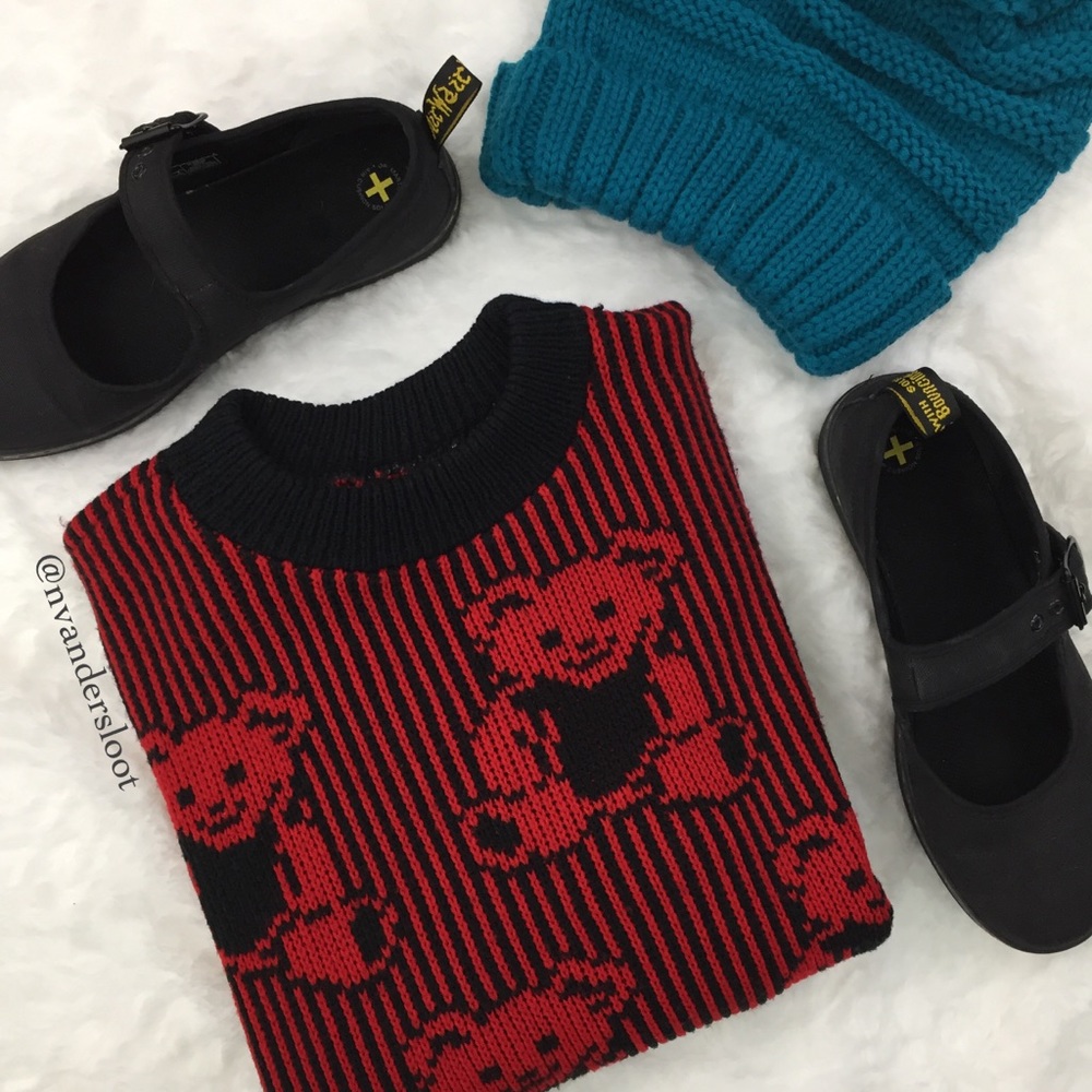 Vintage teddy bear sweater 