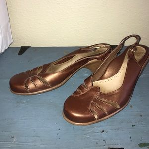 Dansko Copper Slingback Heels “Rue” EUC 39 8.5