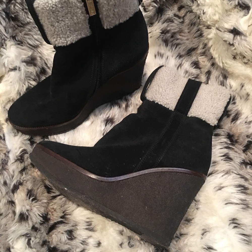 Yves Saint Laurent / YSL Wedges