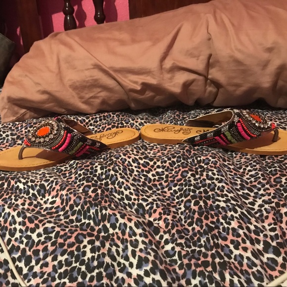 Buckle sandals - Picture 3 of 4