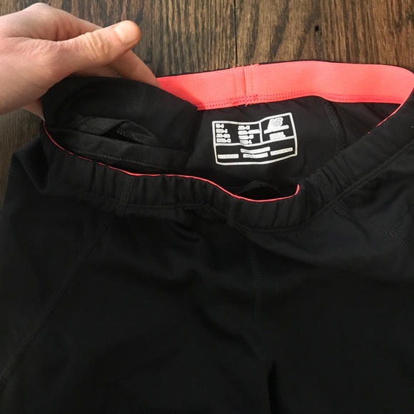 New Balance Women’s Impact Running Tights - Picture 2 of 2