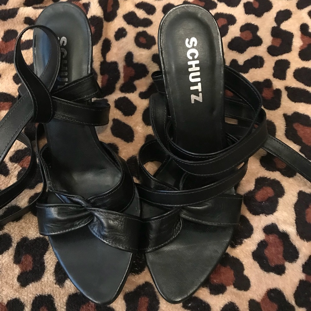 Schultz Black Tie around the ankle open toe heels