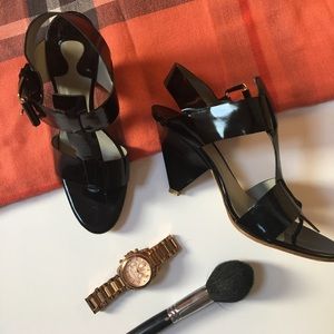 Chloe sandals