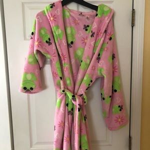 Softest robe ever!! 🐸