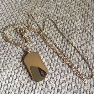 20% off 2+! Sparkle 🥂✨