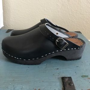 New Hanna Anderson Swedish Clogs EU40 US 9