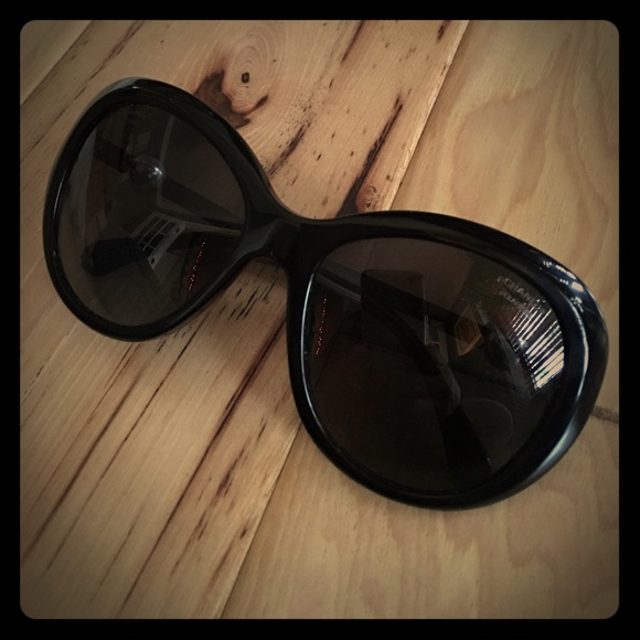 CHANEL Accessories - Authentic Chanel sunglasses
