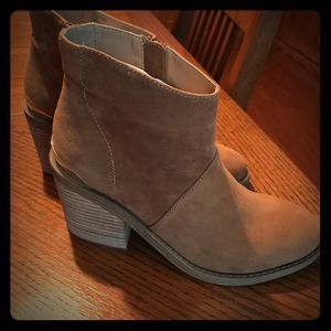 Brand New Steve Madden 2” Suede Ankle Boots