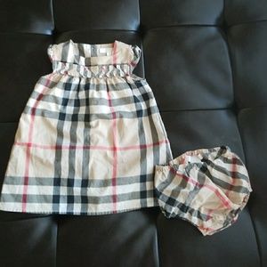 Burberry dress 12 month