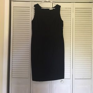 Tahari navy blue sleeveless dress