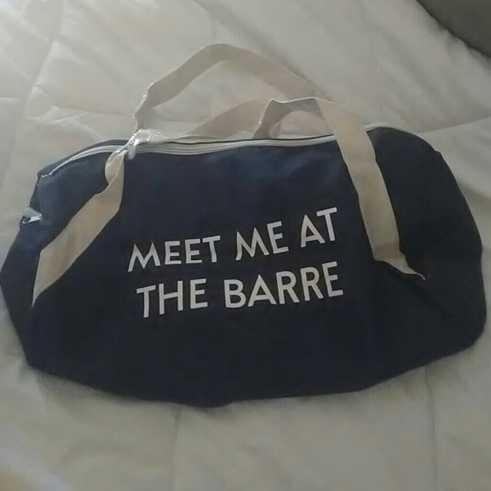 21"×1' gym bag..never used