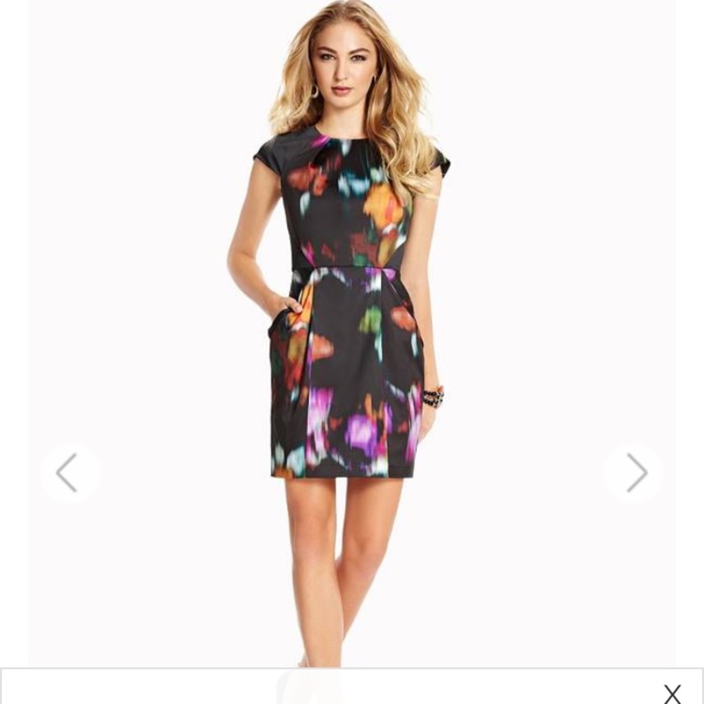 🍬Guess By Marciano  "Night Garden" Dress 👗