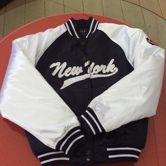 Note boys or girls New York jacket size medium - Picture 1 of 6