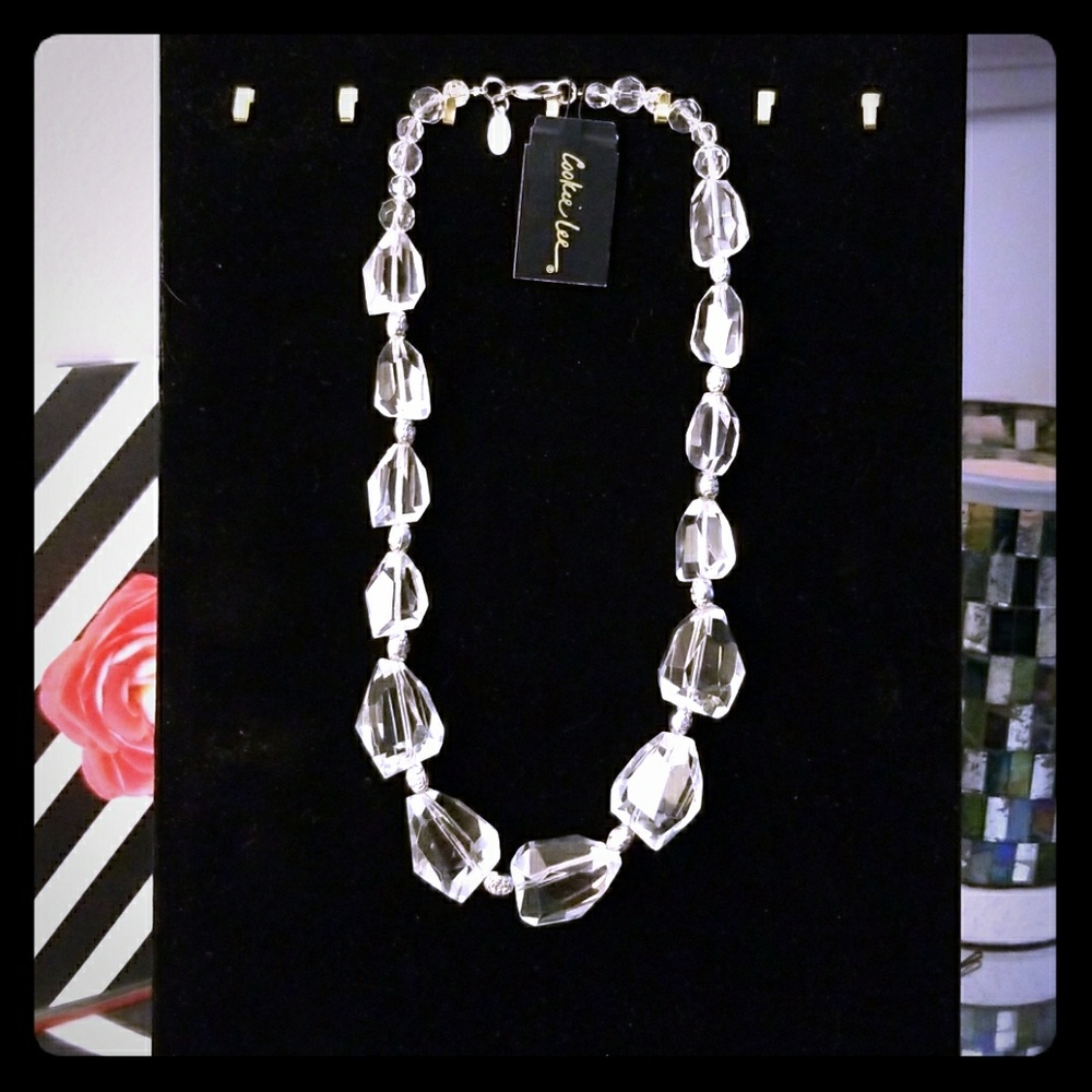 Cookie Lee glass beaded necklace