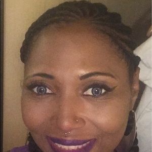 Meet your Posher, Cheri