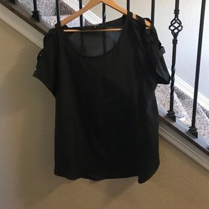 Express cut out shoulder short sleeve top size XL