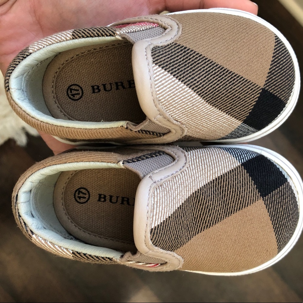 Burberry shoes