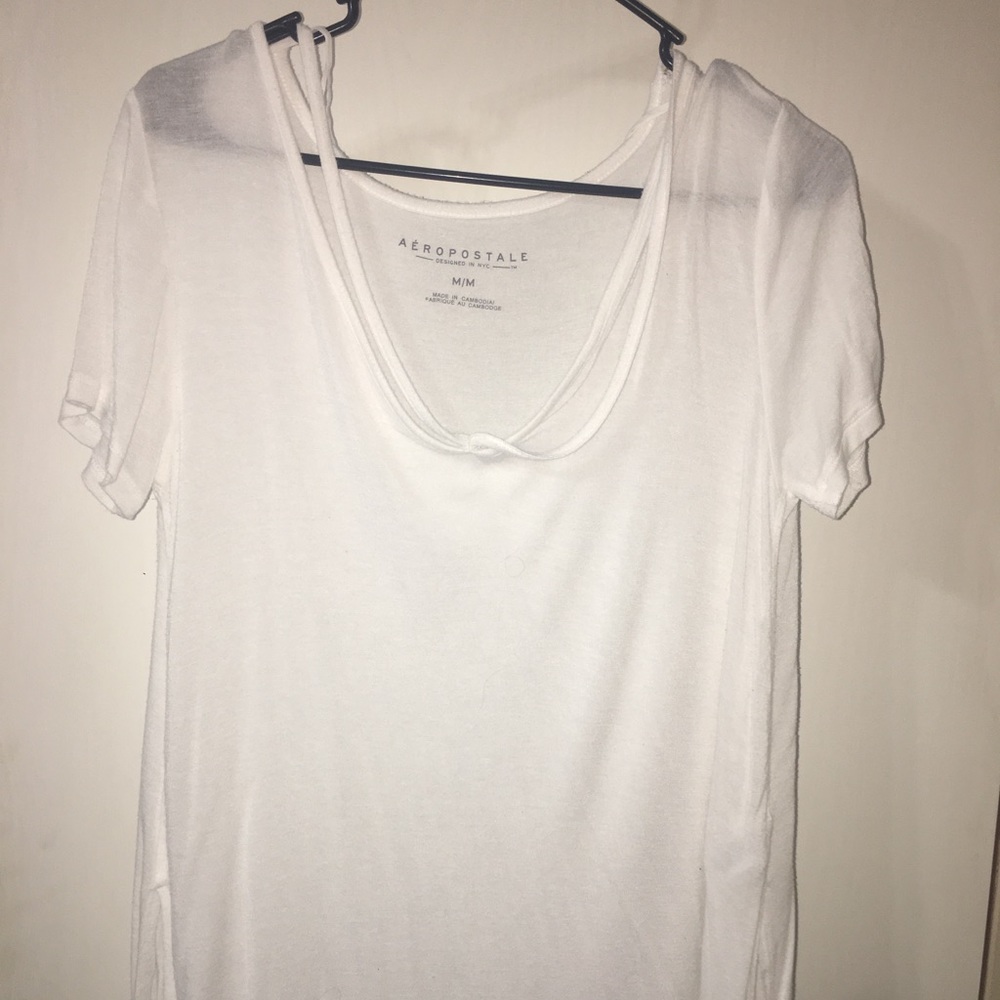 SZ MEDIUM WHITE AERO BASICS TEE