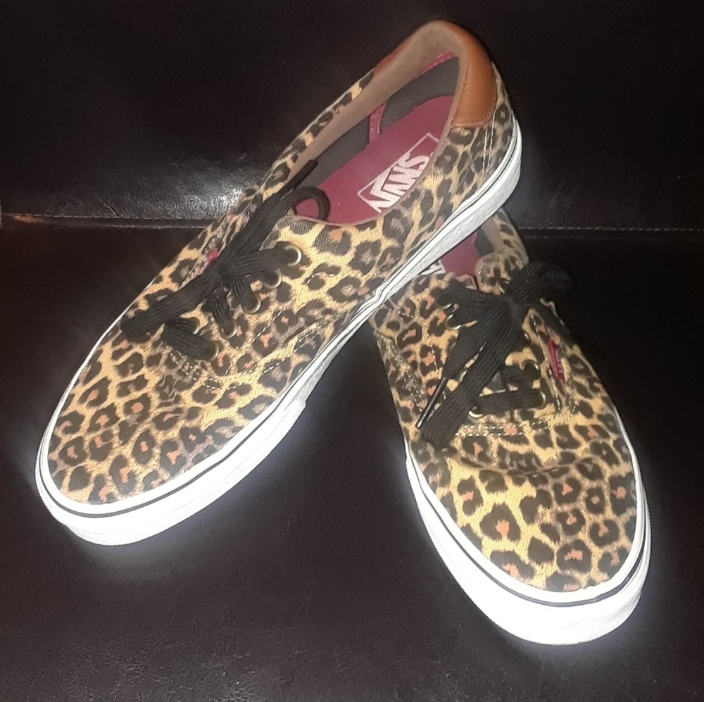 Sold VANS SNEAKERS sold