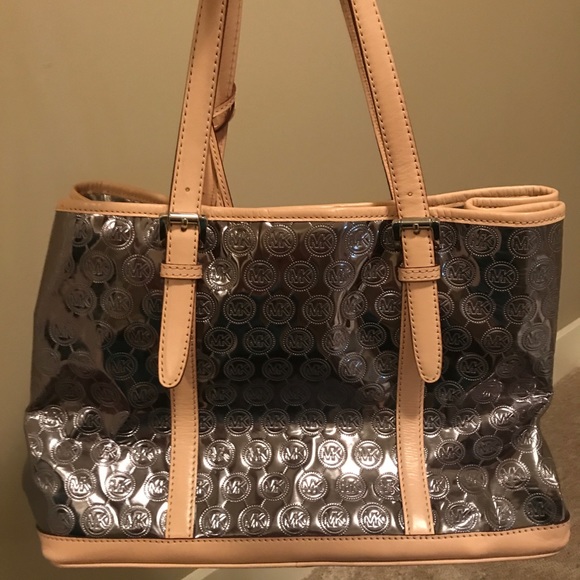 Michael Kors Shoulder Bag - Picture 2 of 4