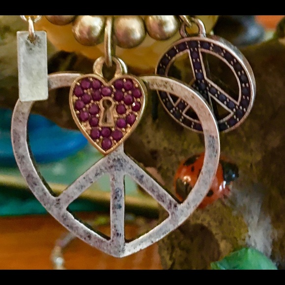 Jewelry - Picture 6 of 8