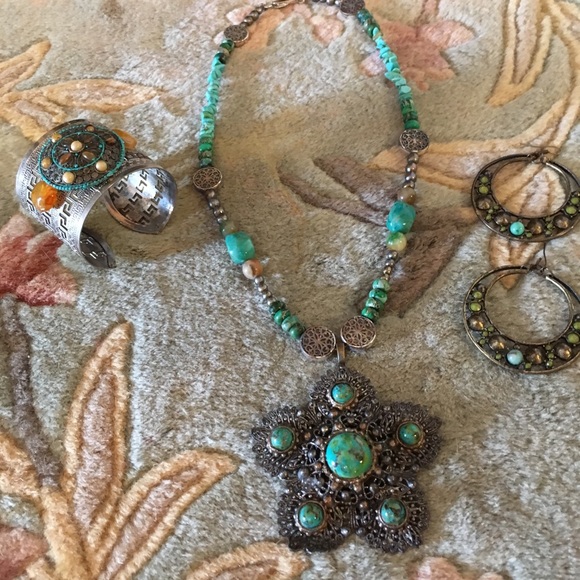 Jewelry - Picture 8 of 8