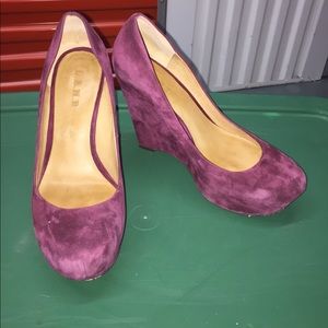 Lamb Burgundy Suede wedges Sz 8.5