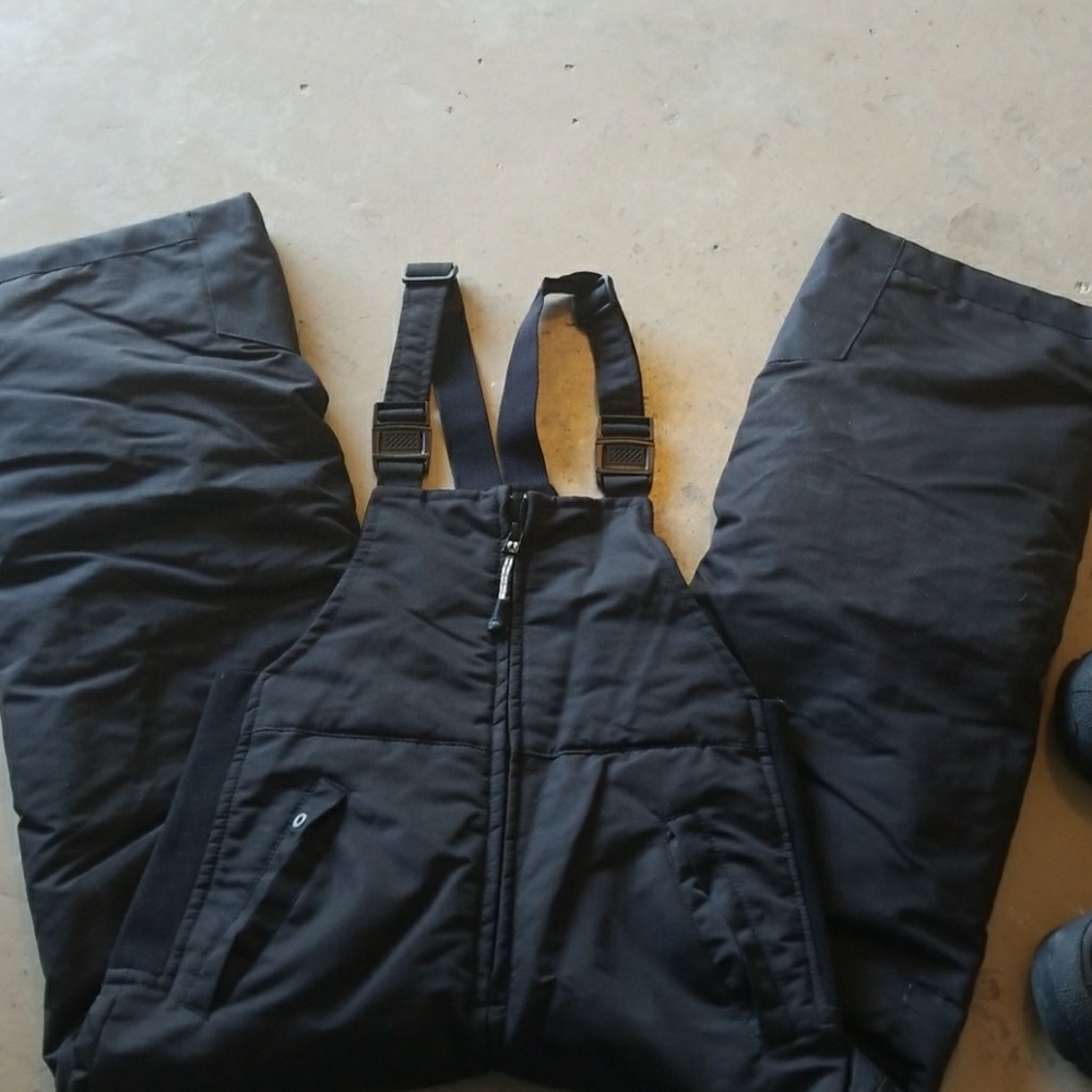 Snow pants