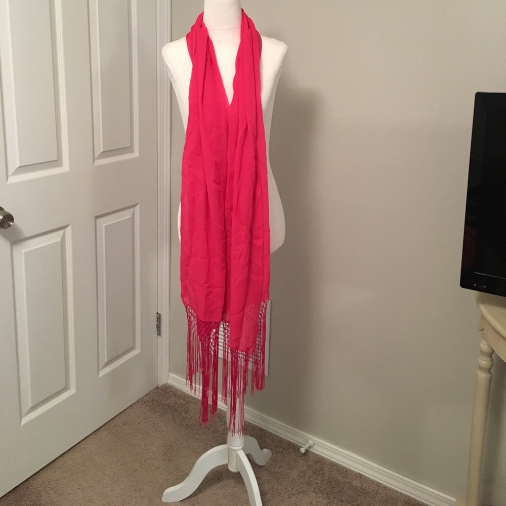 Magenta scarf/pashmina