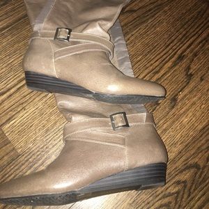 Chinese Laundry boots “tremendous” 7 1/2
