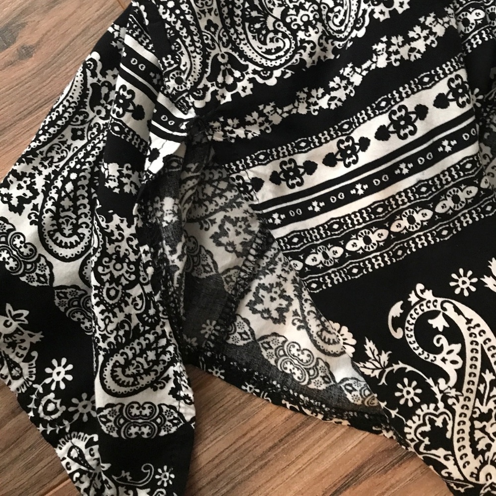 Cardigan - Picture 3 of 3
