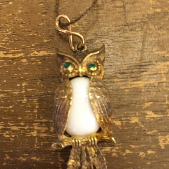 Jewelry - Picture 6 of 8